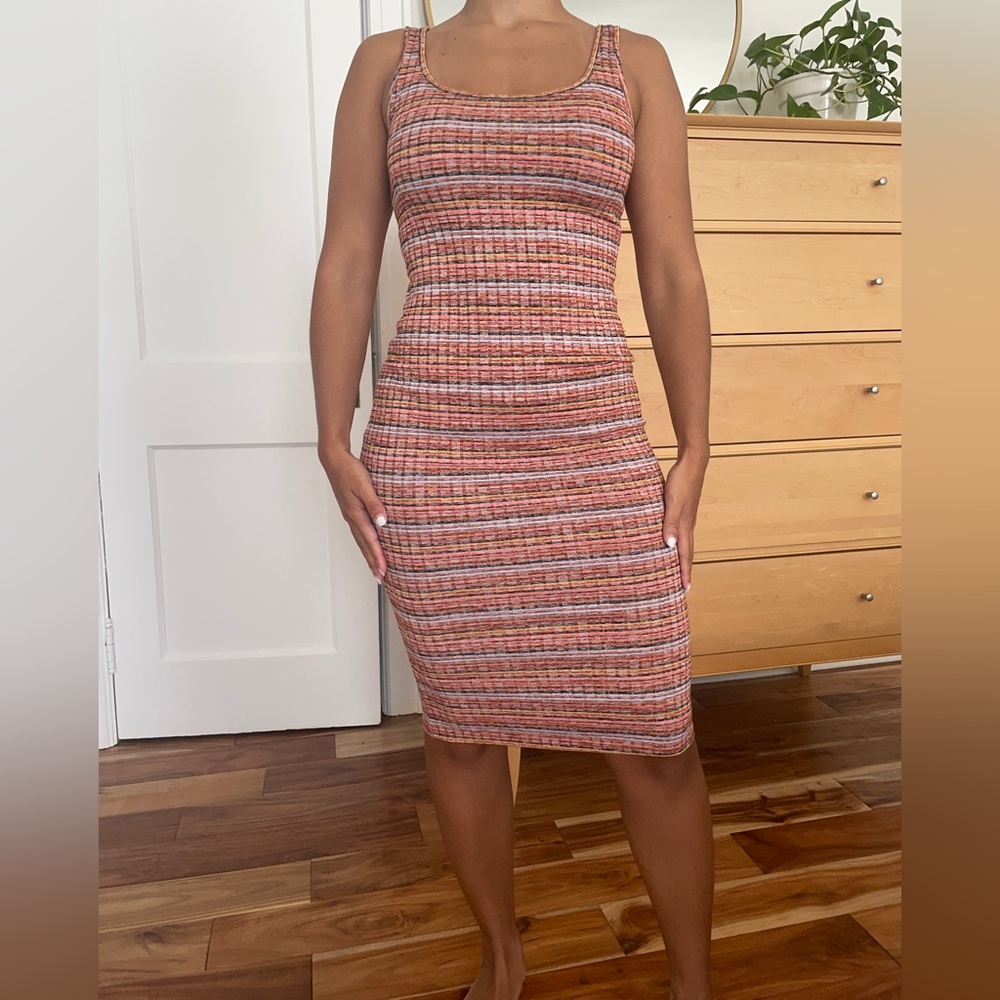 Bodycon midi length everyday ribbed dress size small